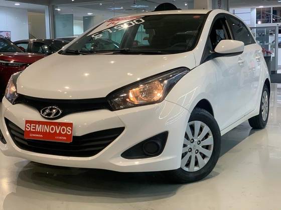 HYUNDAI HB20 1.6 COMFORT PLUS 16V FLEX 4P AUTOMÁTICO HYUNDAI HB20 1.6 COMFORT PLUS 16V FLEX 4P AUTOMÁTICO